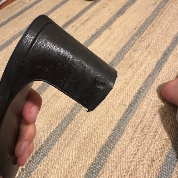 COPY - Reformation Shereen Mule in Black - Picture 8 of 8